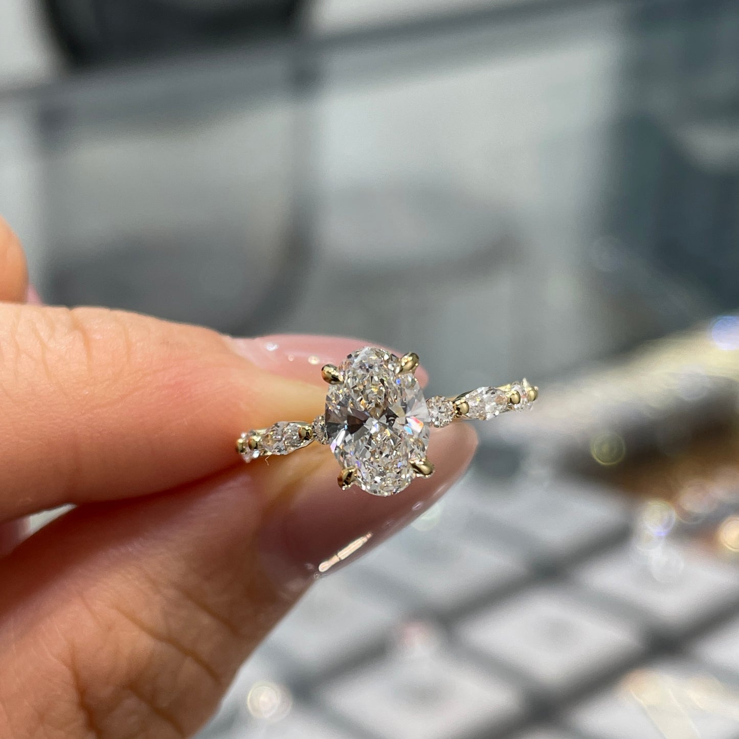 IGI lab diamond Oval 1.2ct marquise round mix pave ring