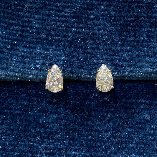 Lab diamond Pear shape 0.3ct stud earrings -pair