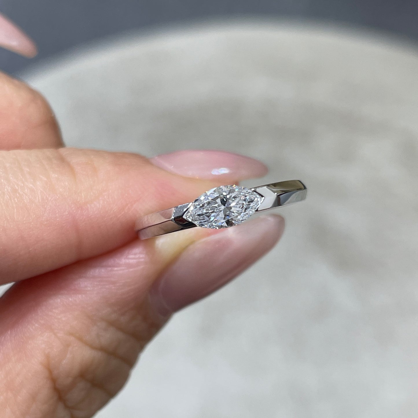 9K Lab diamond marquise 0.5ct east west horizontal ring
