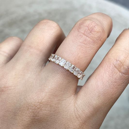 9k Lab diamond Radiant cut 1.35ct half eternity straight vertical line band ring