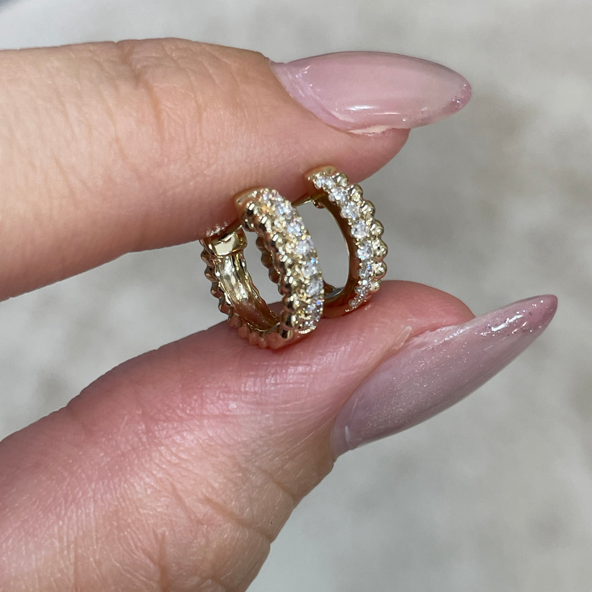 9k Lab diamond round 0.16ct milgrain dewdrop and vertical line half half 8mm hoop earring - each