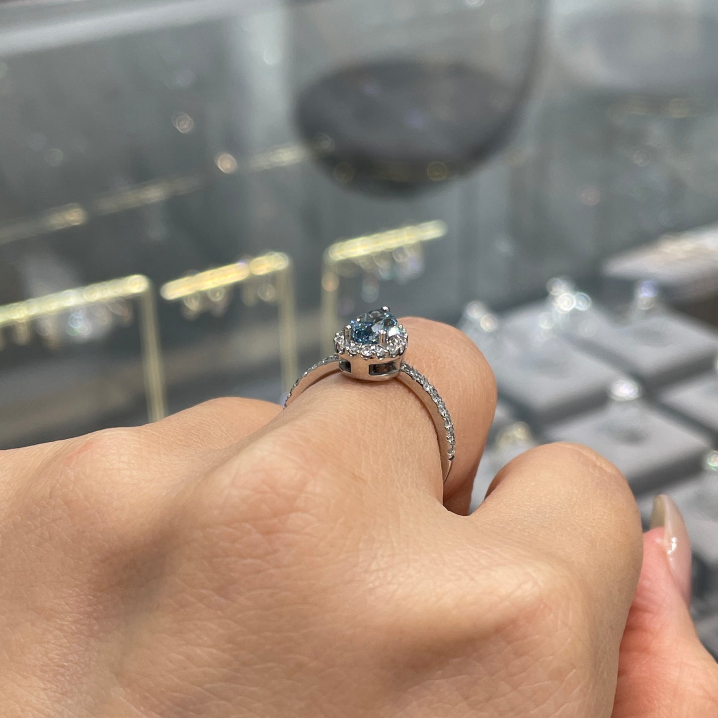 IGI Lab blue diamond Pear shape 1ct two way halo pave ring