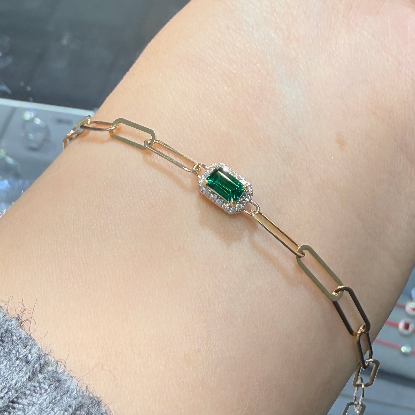 Lab green emerald emerald cut 0.25ct halo with paper clip bracelet