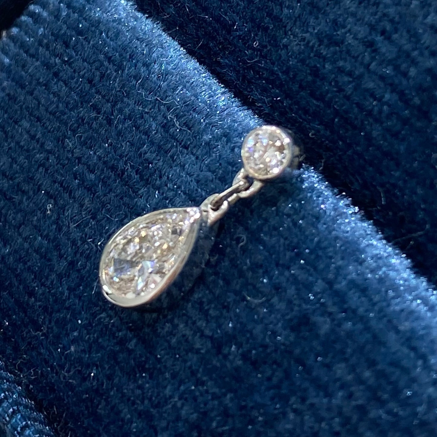 Lab diamond pear shape 0.35ct drop earring-each