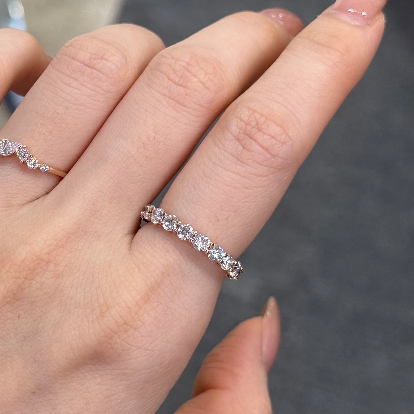 9k Lab diamond round 2.1ct full eternity ring