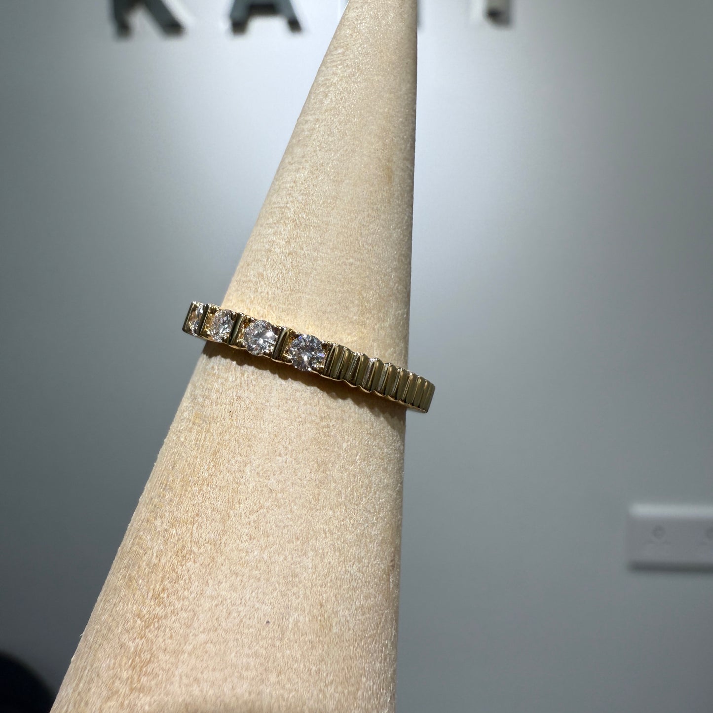 Lab diamond round 0.5ct bar setting half eternity vertical line ring