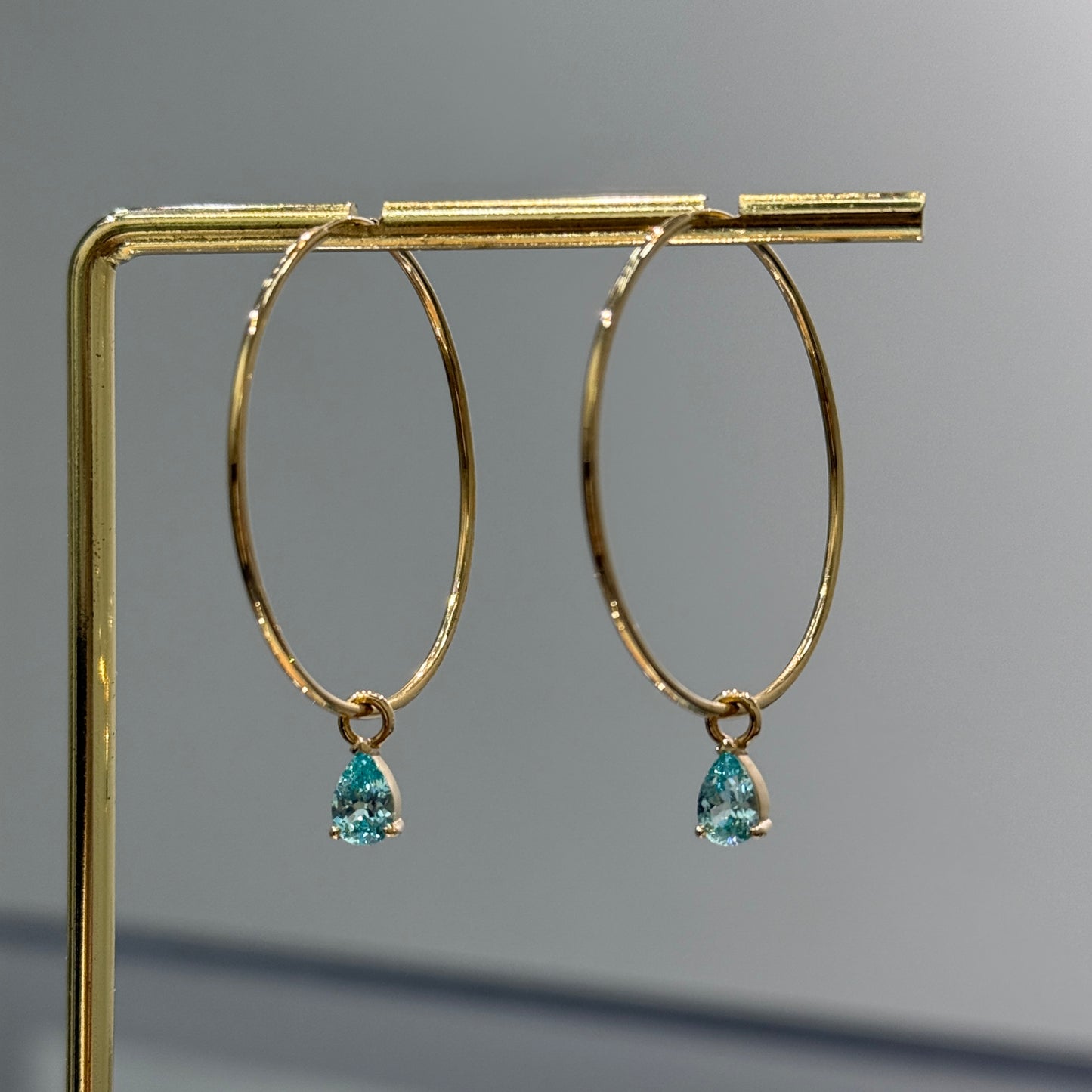 Lab Sapphire paraiba color pear shape  1ct with 30mm hoop earrings-pair