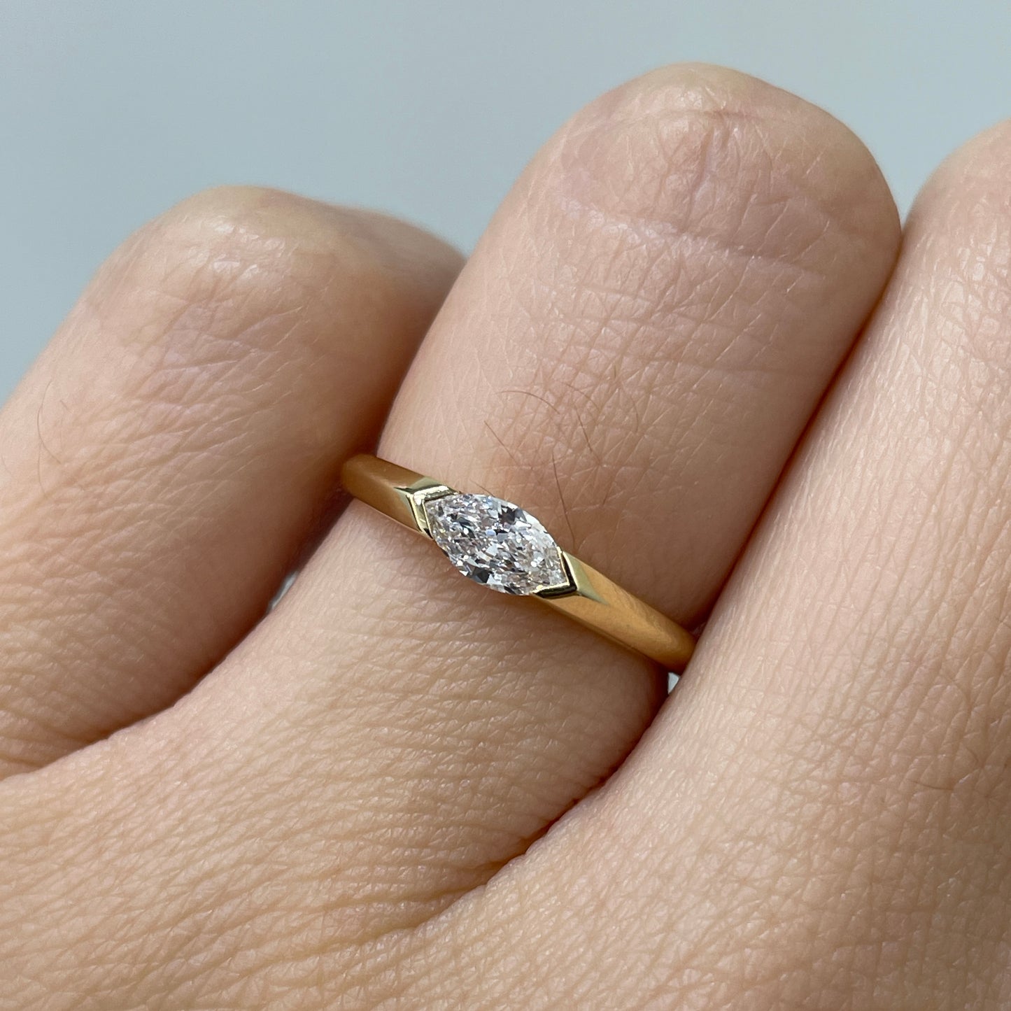 Lab diamond marquise 0.3ct east west horizontal ring