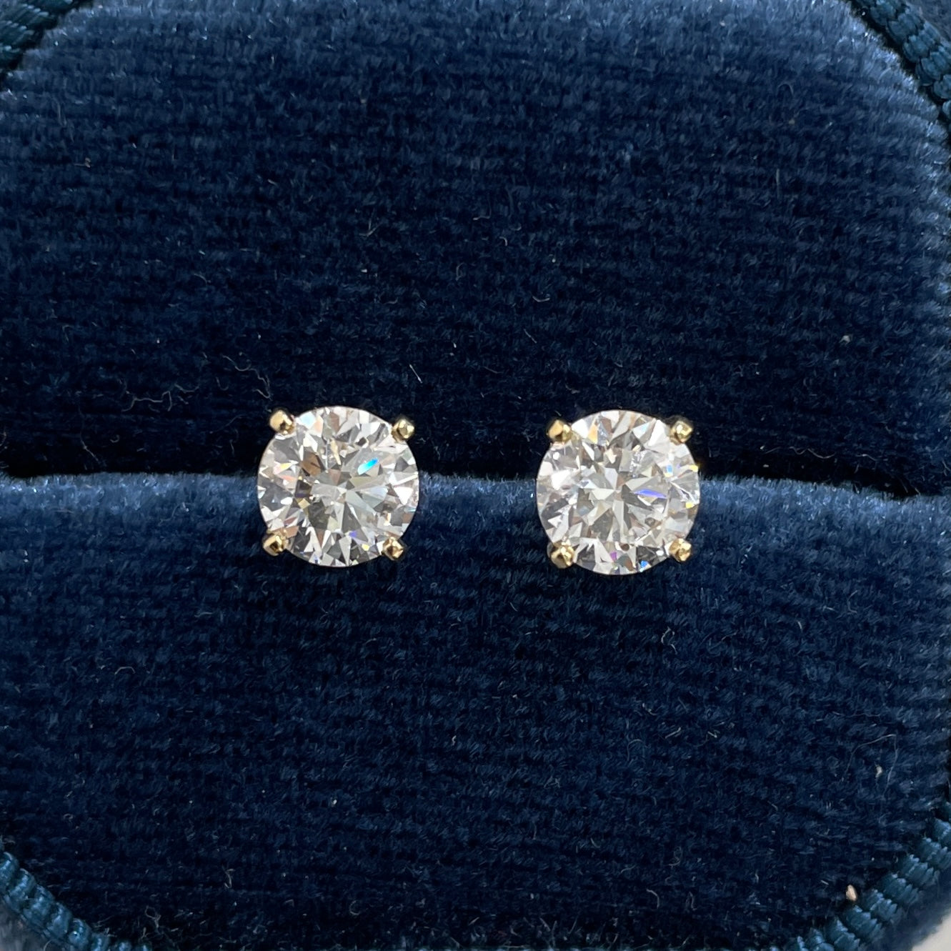 Lab diamond round 2ct classic four-prong stud earrings-pair