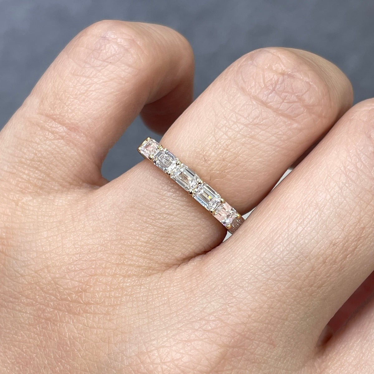 9k Lab diamond emerald cut 1.2ct horizontal half eternity straight vertical line band ring