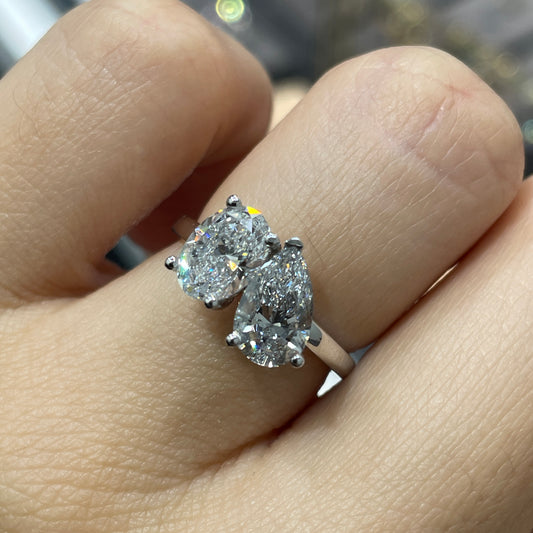 IGI Lab diamond Oval and pear 2ct toi et moi ring