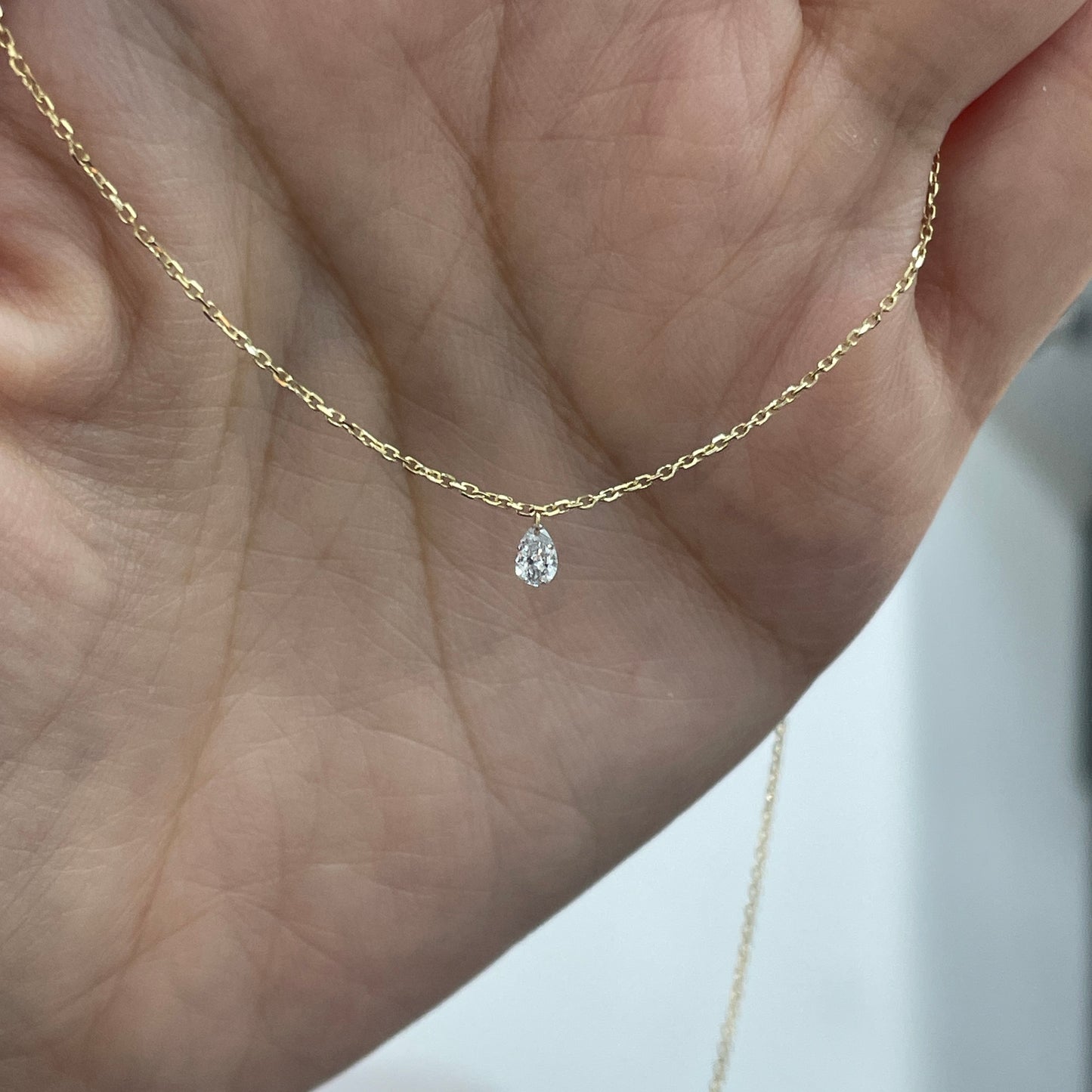Lab diamond Pear shape 0.1ct floating necklace