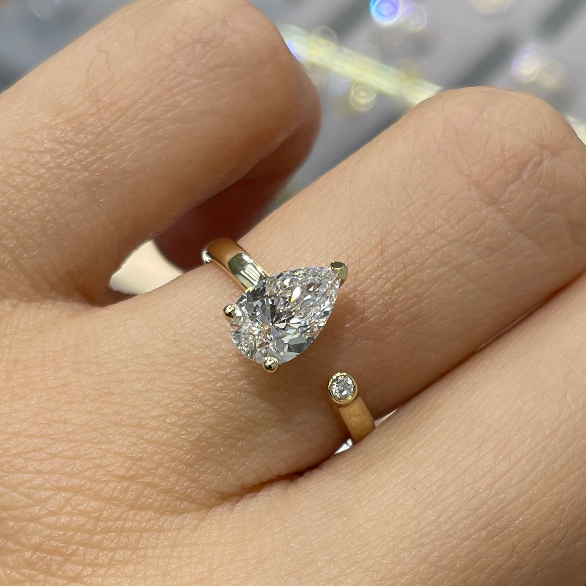 Lab diamond pear shape 1ct open ring