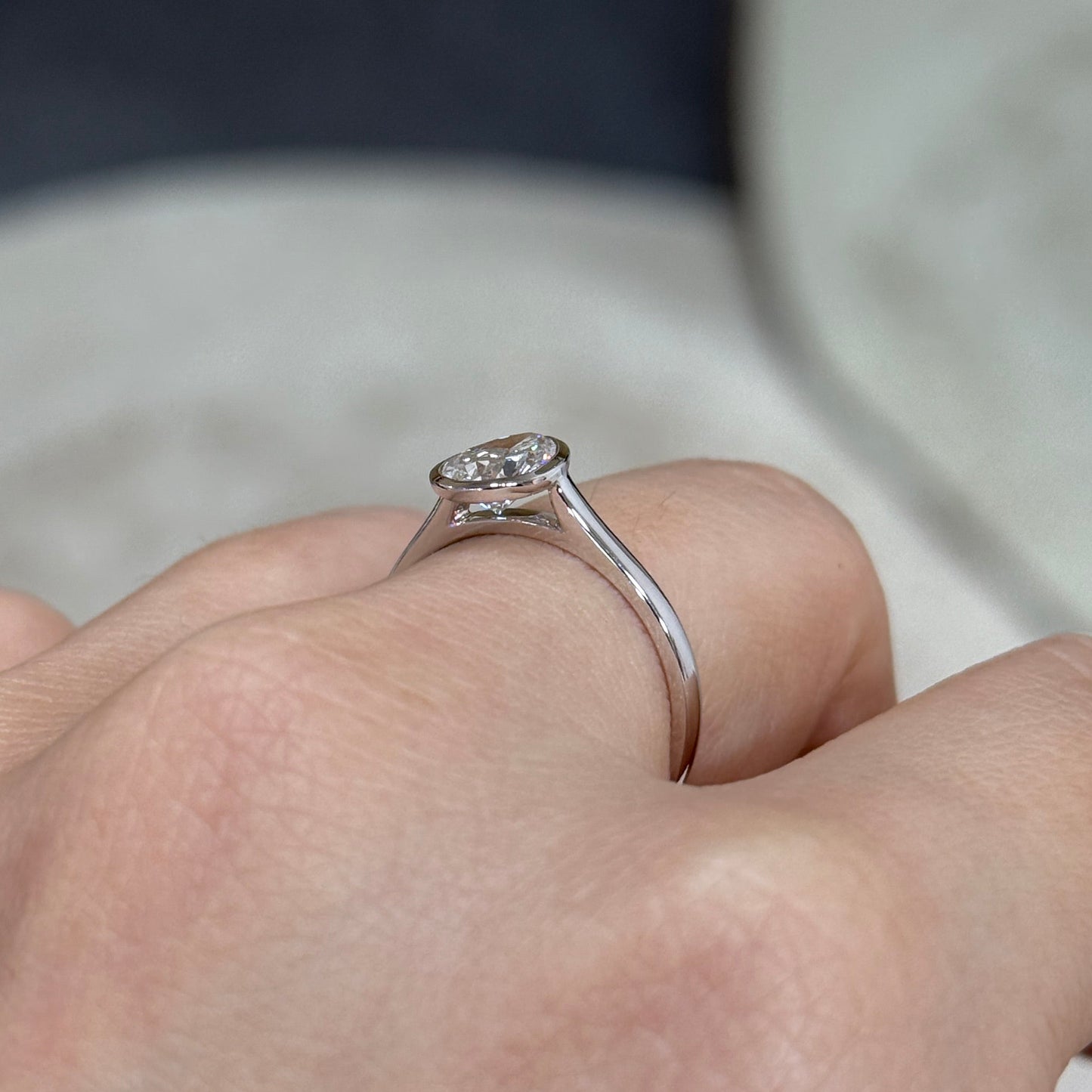 Lab diamond Pear 1ct bezel ring