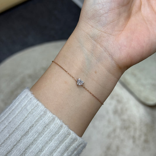 Lab diamond heart shape 0.5ct three-prong bracelet