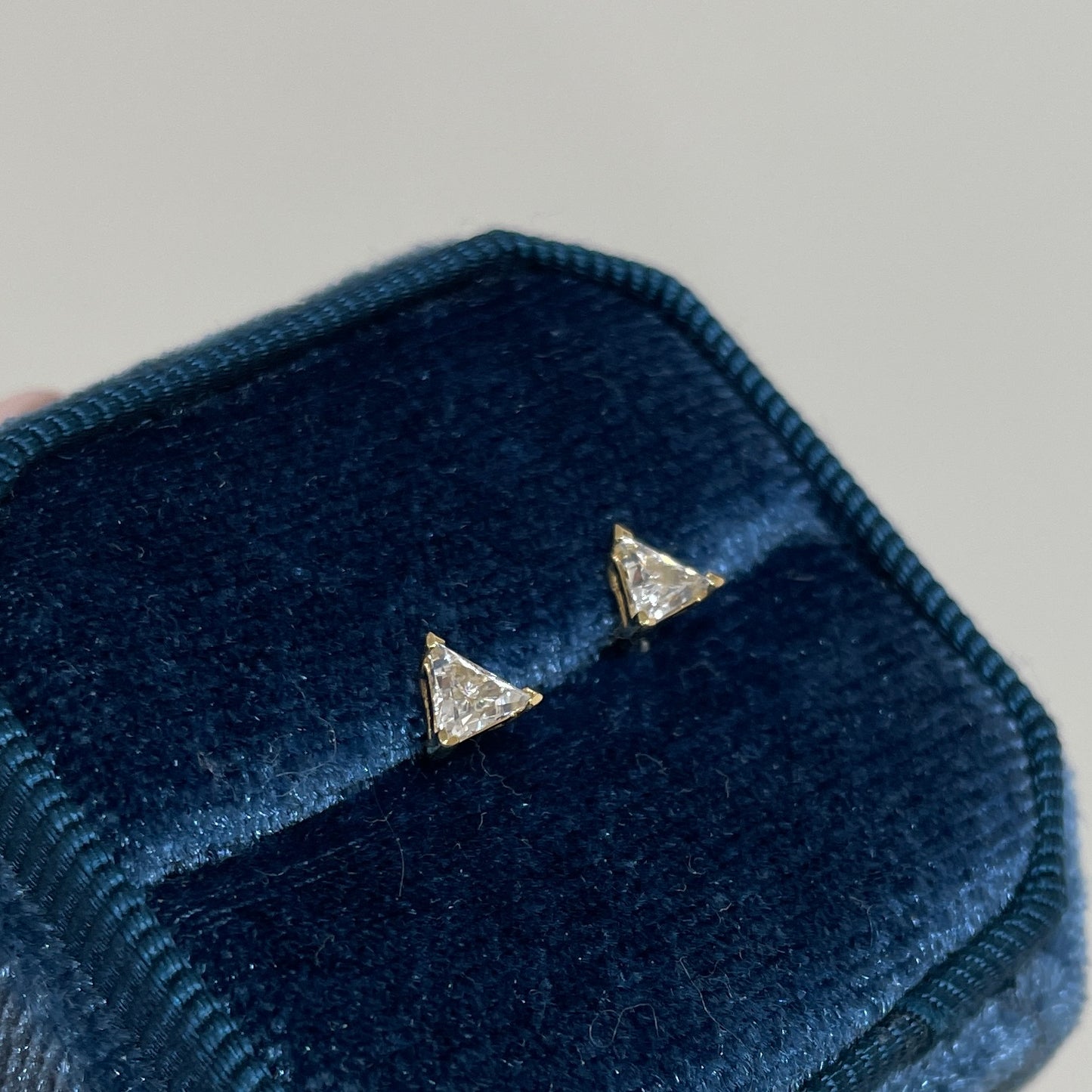 Lab diamond Triangle cut 0.4ct stud earrings-pair
