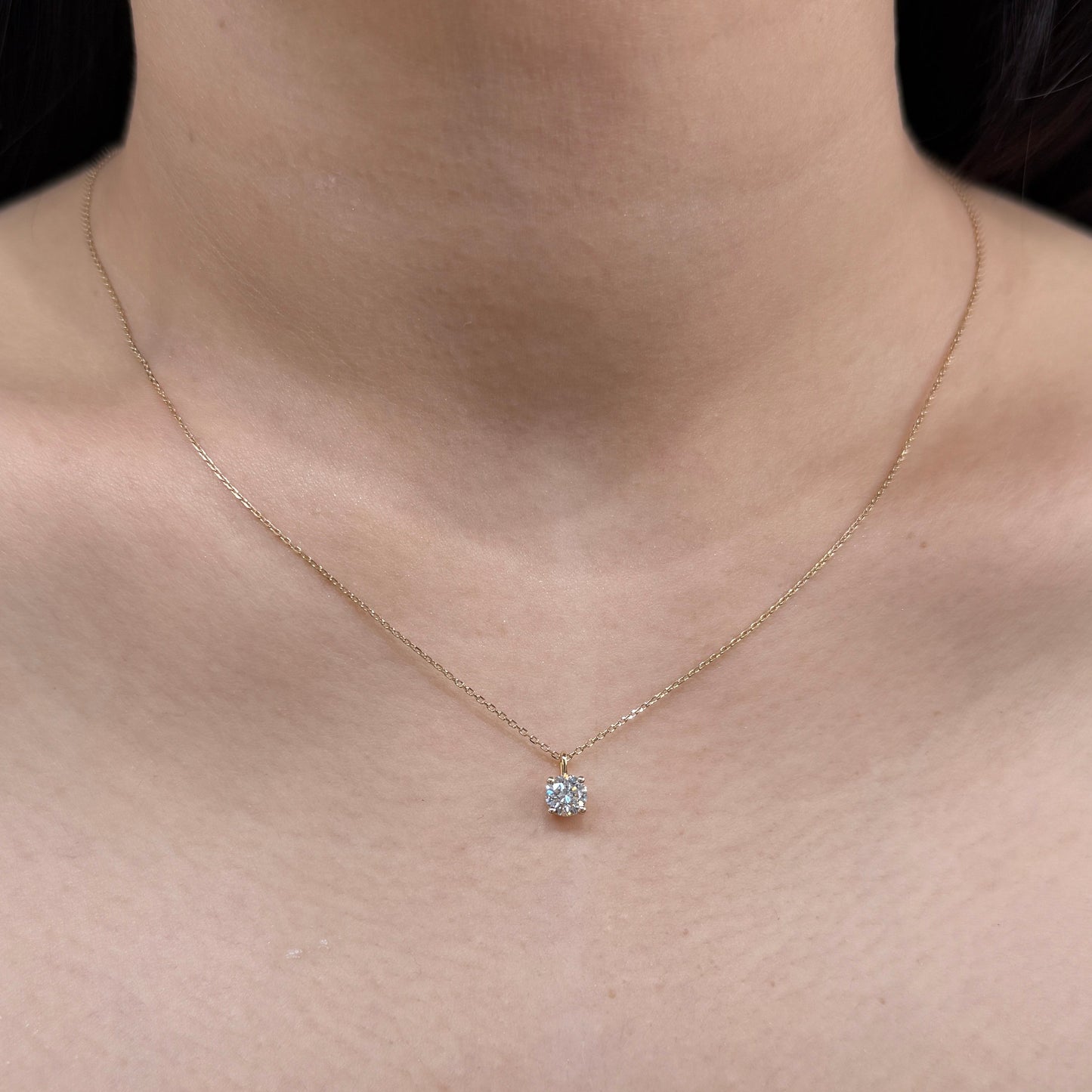 Lab diamond round 0.5ct four-prong pendant