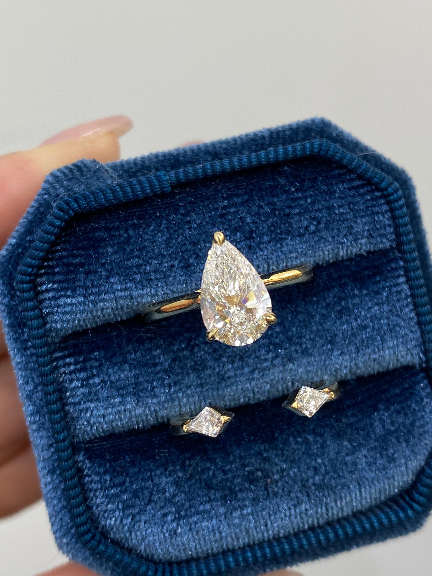Lab diamond Kite 0.12ct open ring