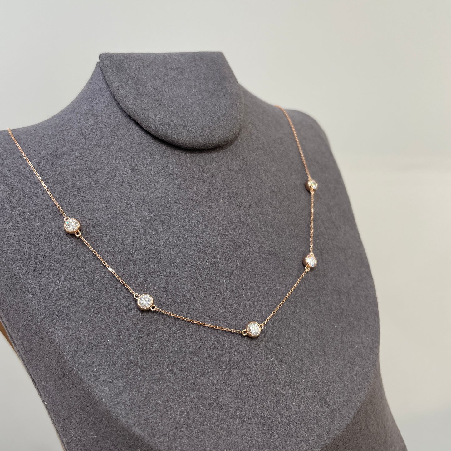 Lab diamond round 0.75ct five bezel necklace