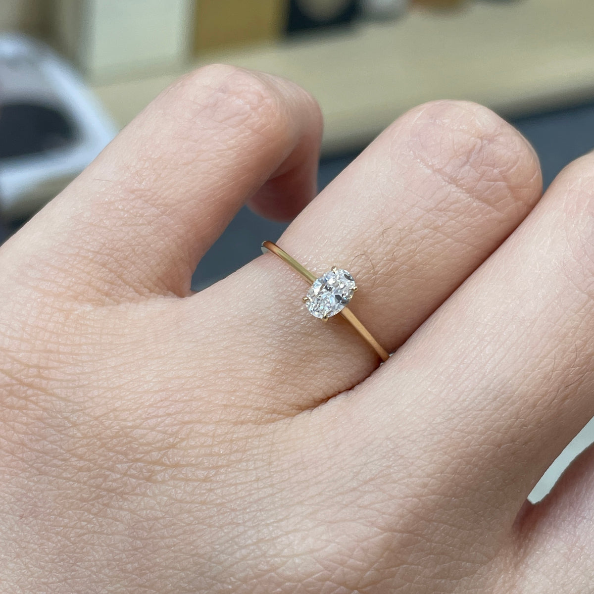 Lab diamond oval shape 0.3ct four-prong solitaire ring