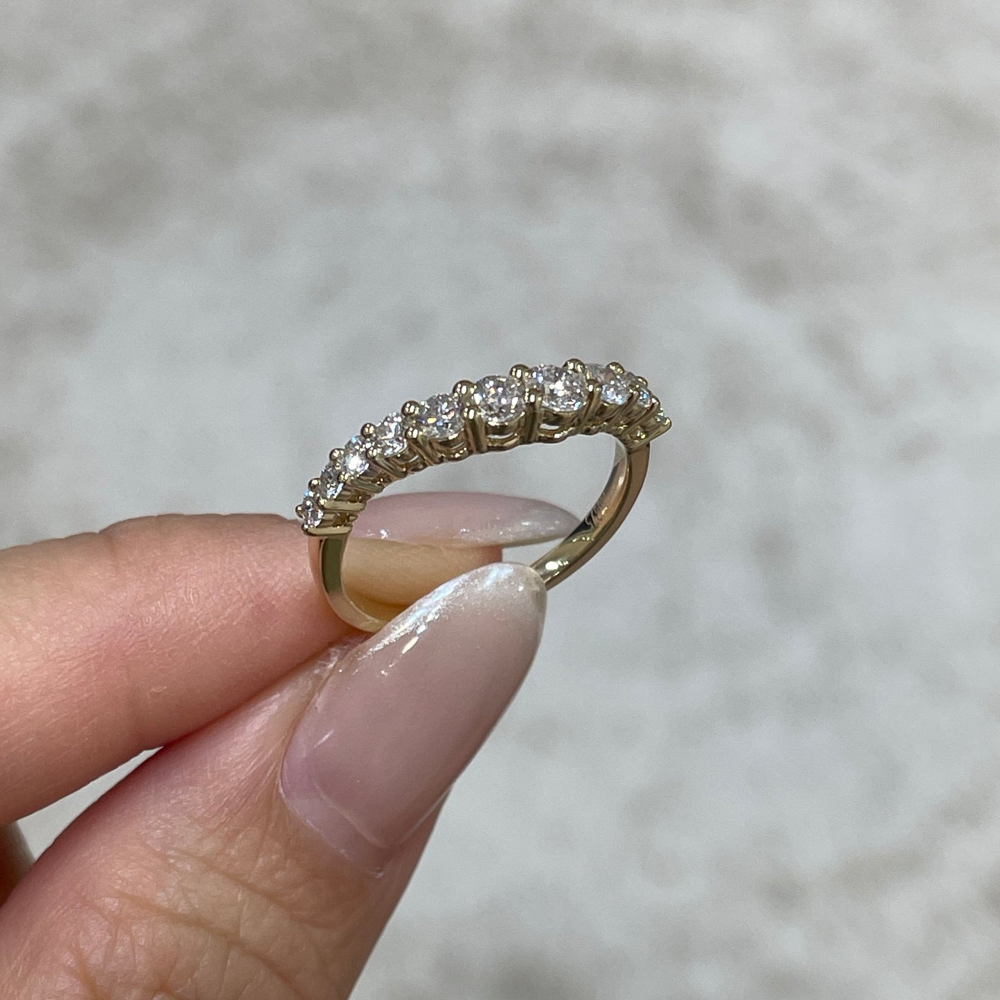 9k Lab diamond round 0.7ct wavy half eternity ring