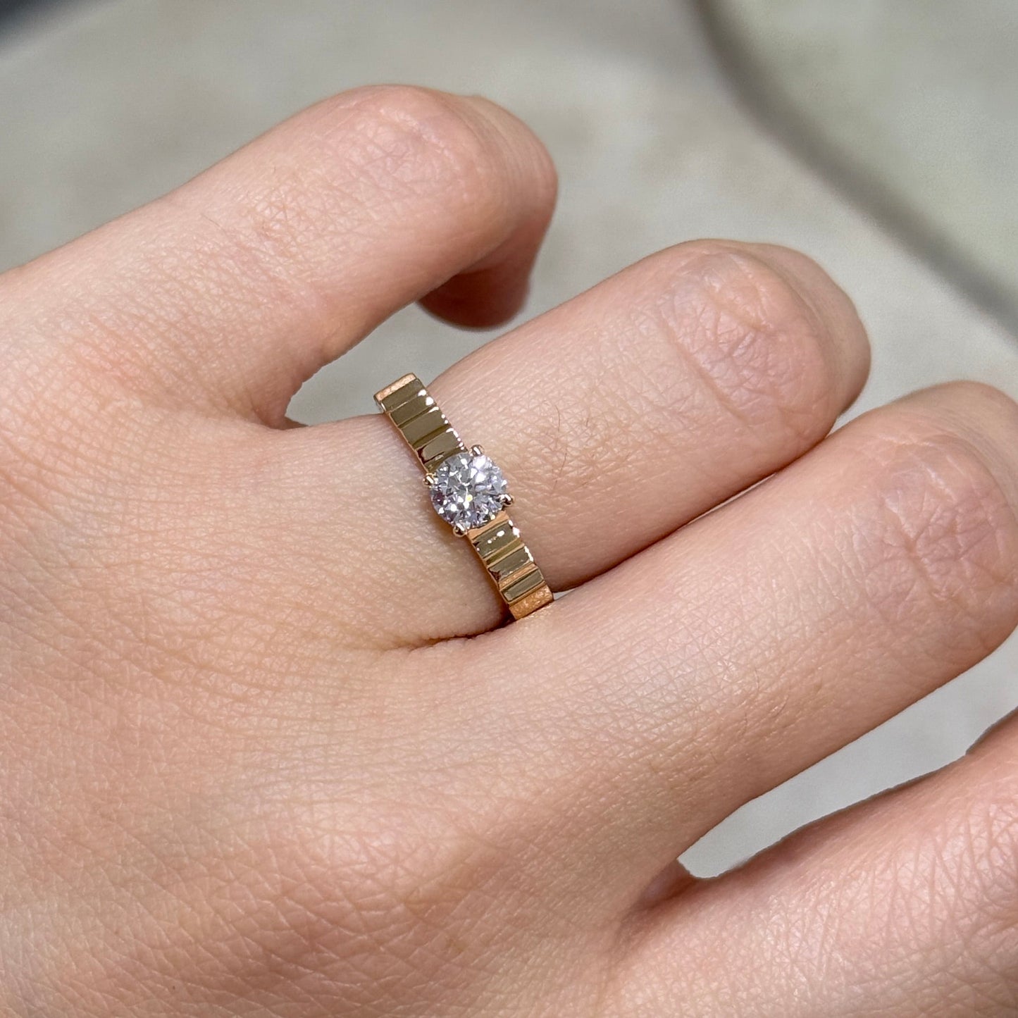 Lab diamond Round 0.5ct ladder ring