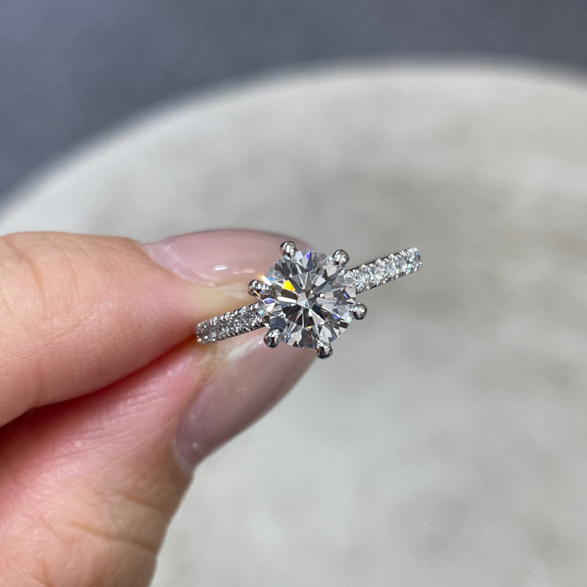 IGI lab dimaind Round 1.2ct four-prong underhalo pave ring