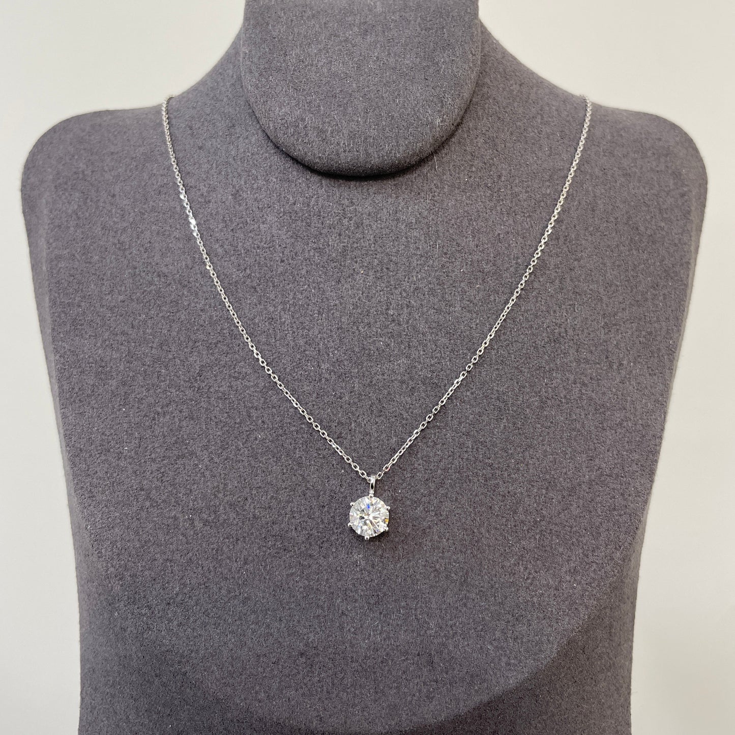 Lab Diamond round 1ct six-prong pendant