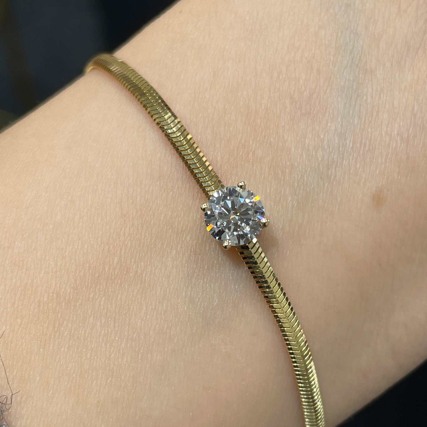 Lab Diamond round 1ct with wide snake chain bracelets