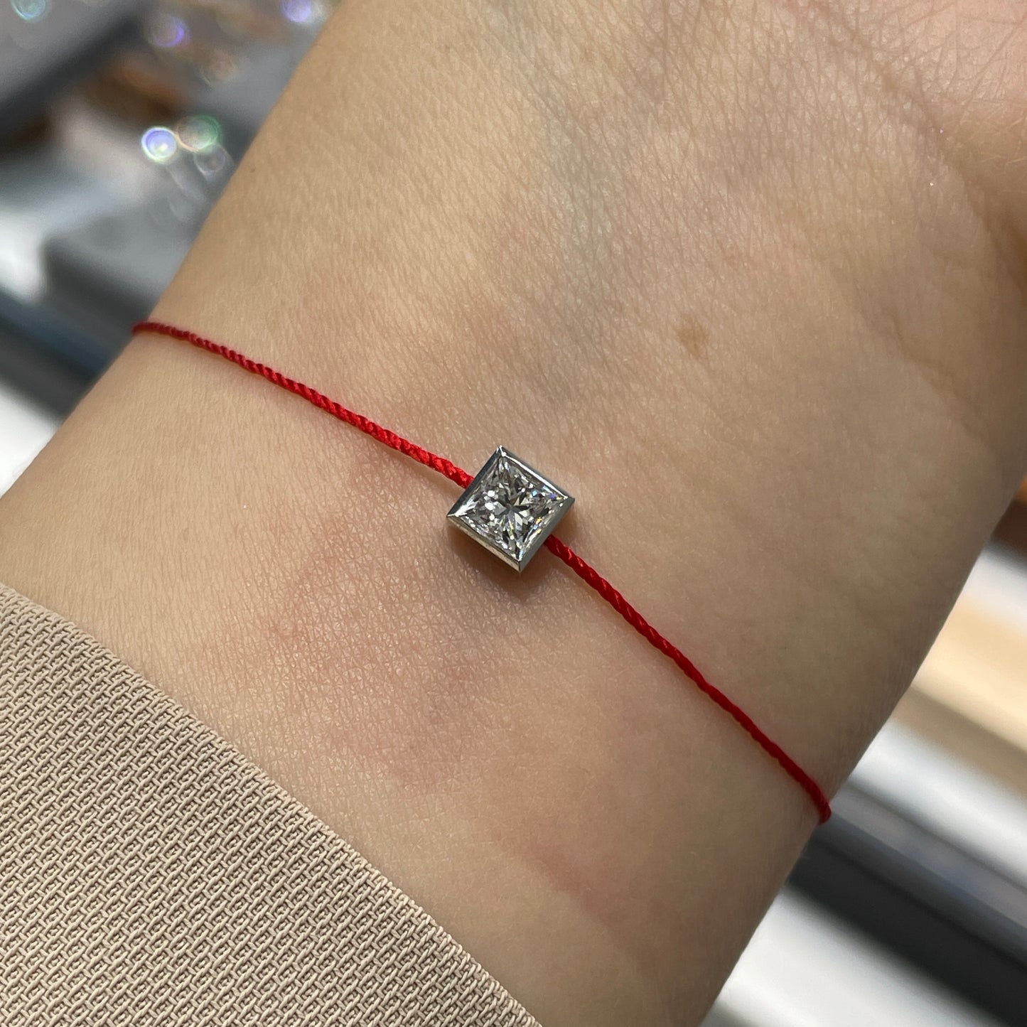 Lab diamond princess cut 0.5ct bezel red-line bracelet