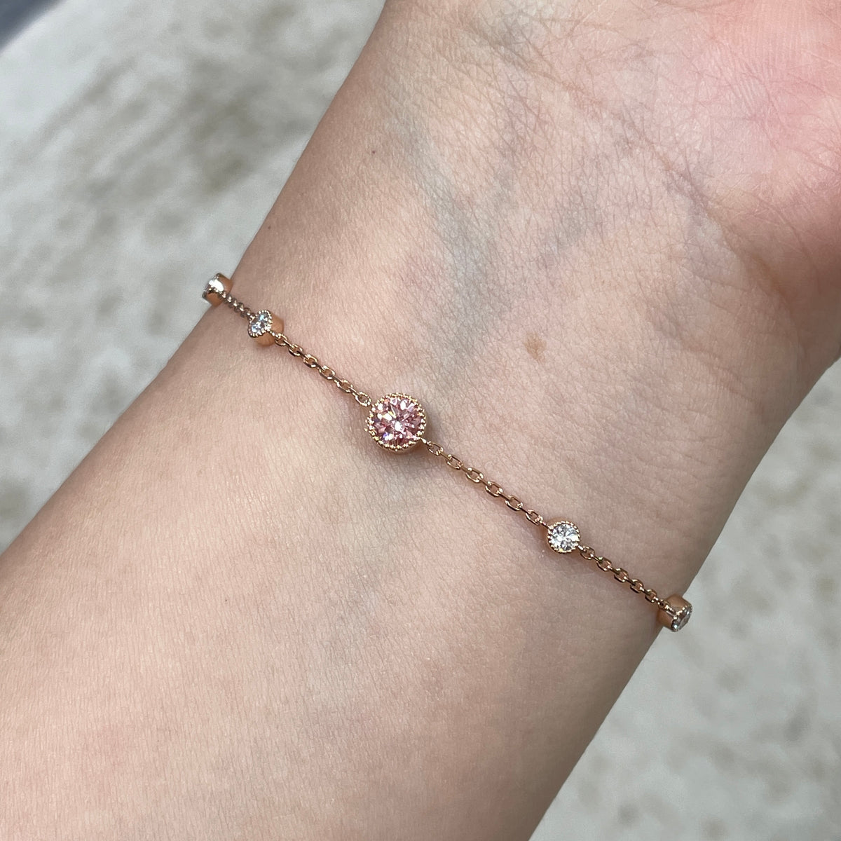 Lab pink diamond round 0.5ct with round milgrain bezel bracelet
