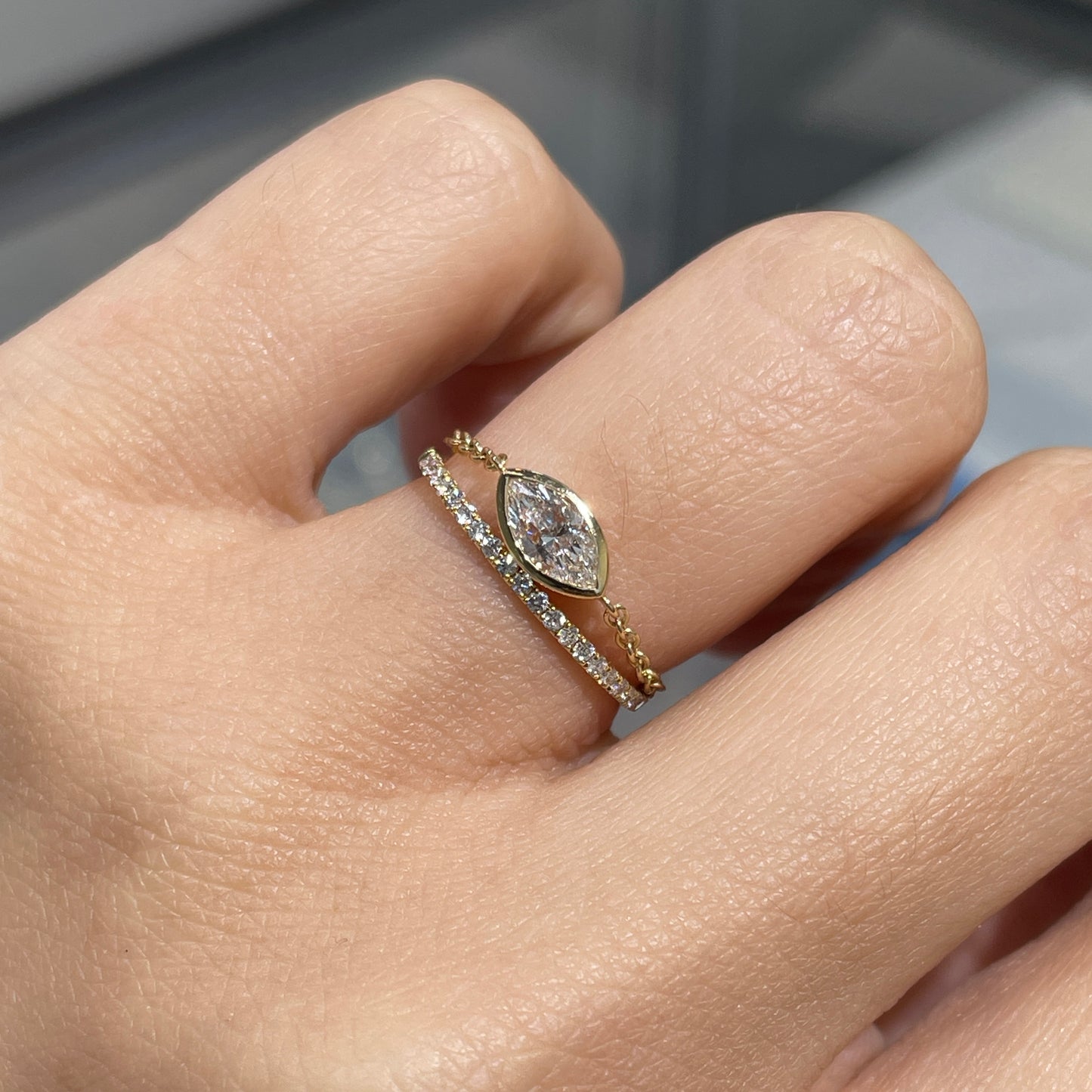 Lab diamond Marquise shape 0.3ct with baby diamond bezel chain ring