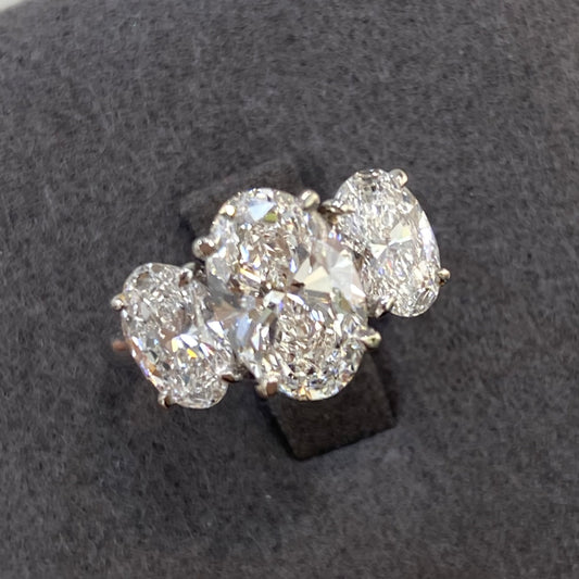 IGI Lab diamond Trio oval  3.5ct ring