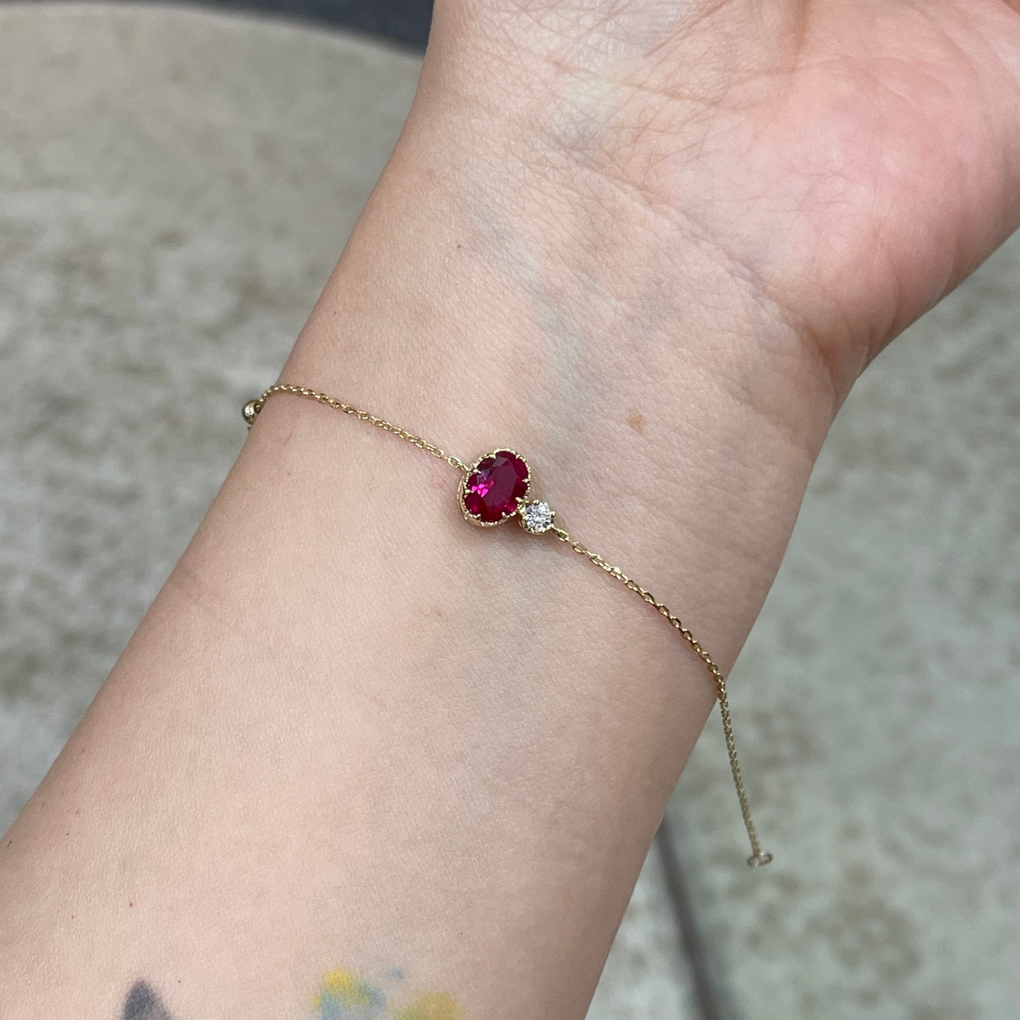 Lab ruby oval 0.8ct with lab diamond round 0.1ct bracelet