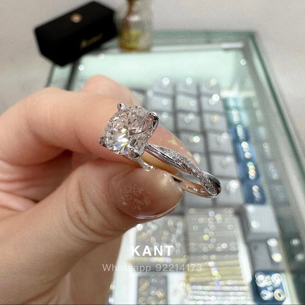 IGI Lab diamond Round 1.5ct four-prong pave twisted band ring