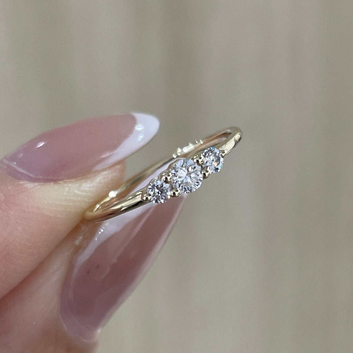9K Lab diamond Round 0.13ct trio pinky ring