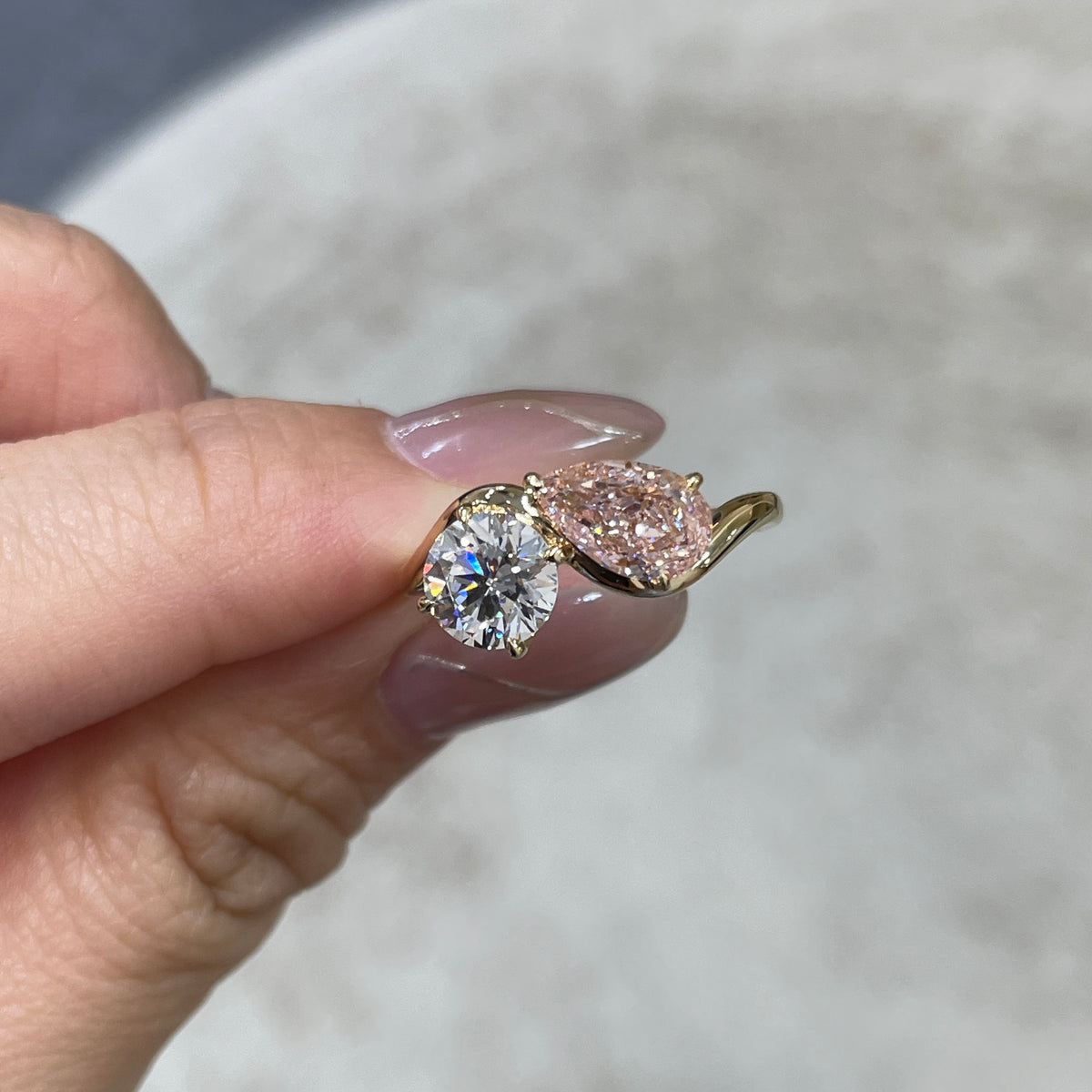 IGI lab pink diamond Pear 1ct with lab diamond round 1ct toi et moi wavy ring