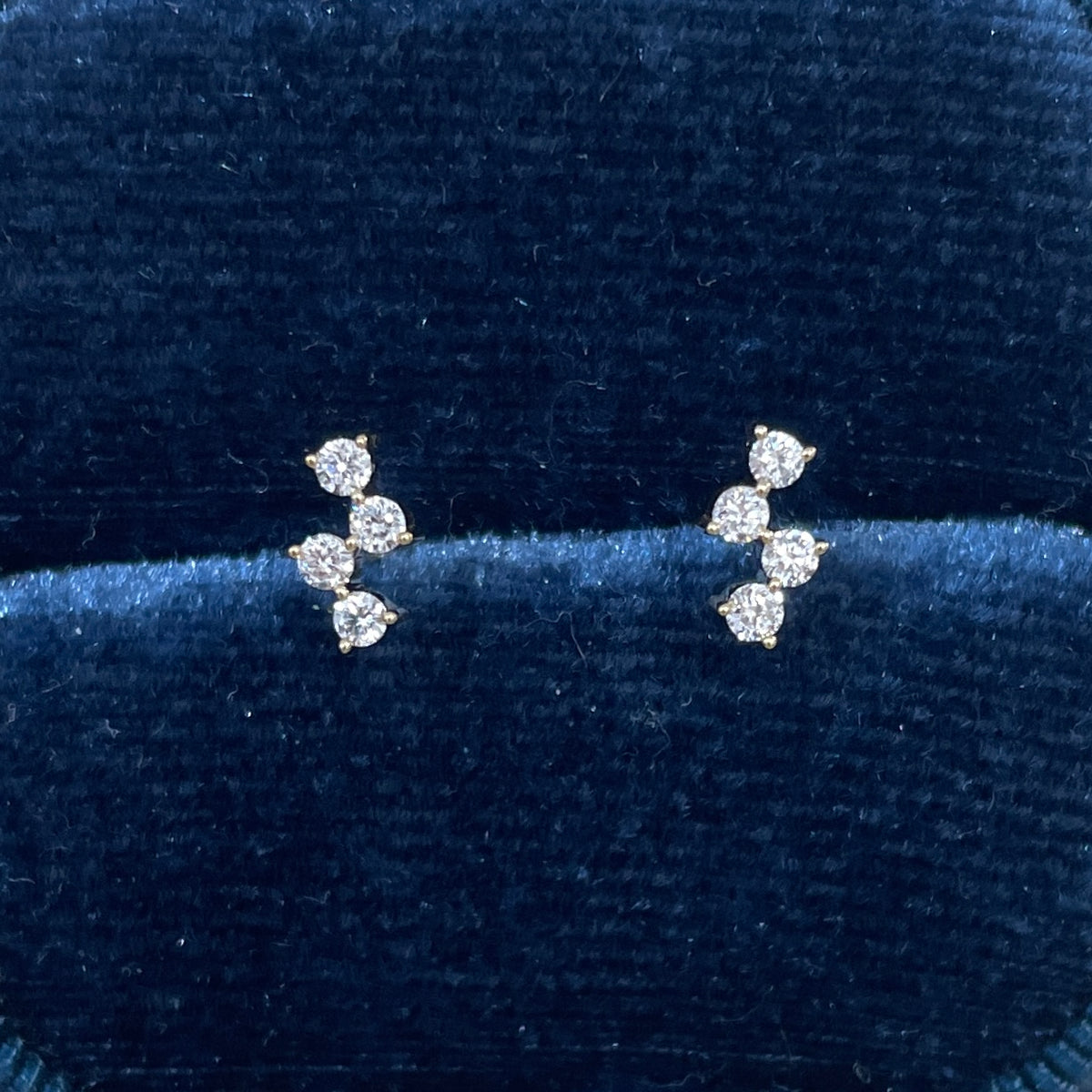 Lab diamond round 0.08ct z stud earring - each