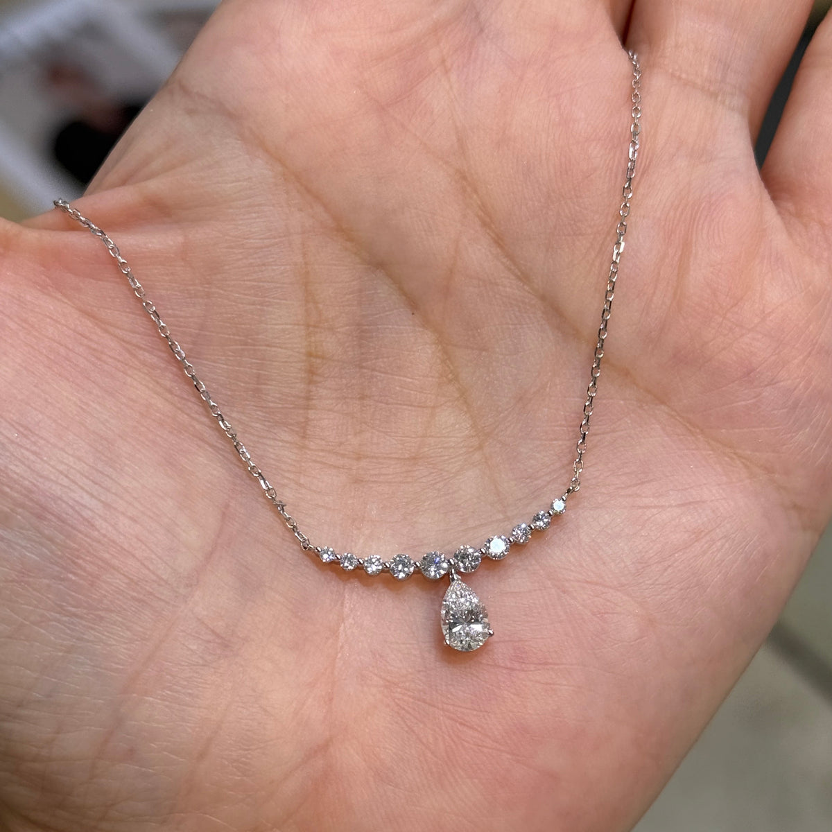 14k Lab diamond pear and round 1ct with smile necklace