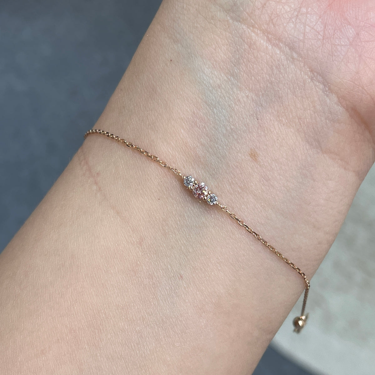 Lab pink diamond round 0.16ct three stone setting bracelet