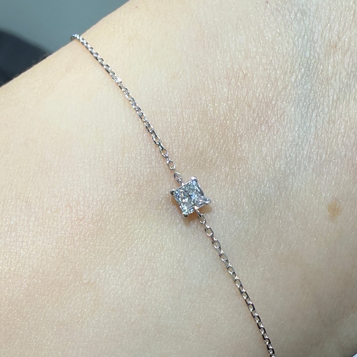 Lab diamond princess cut 0.15ct four-prong bracelet