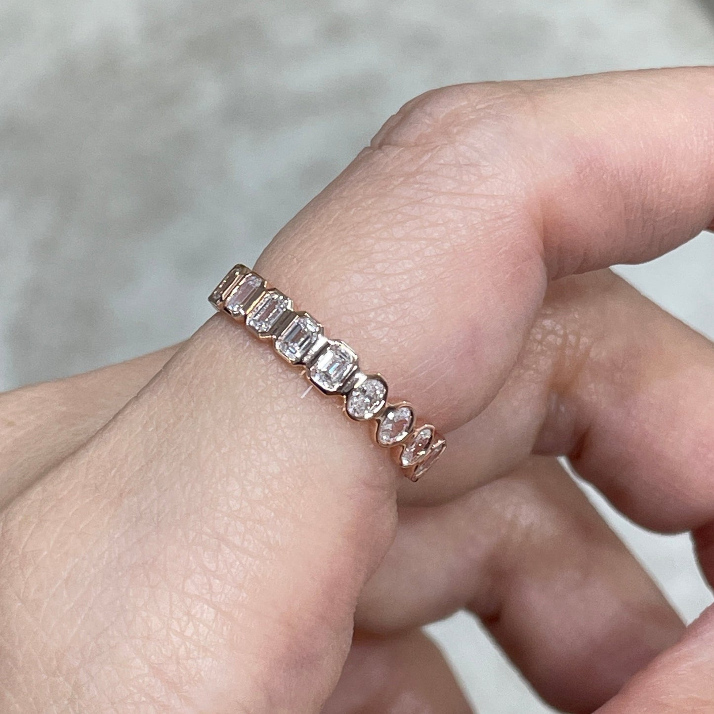 9k Lab diamond oval & emerald cut 1.3ct bezel half half full eternity ring