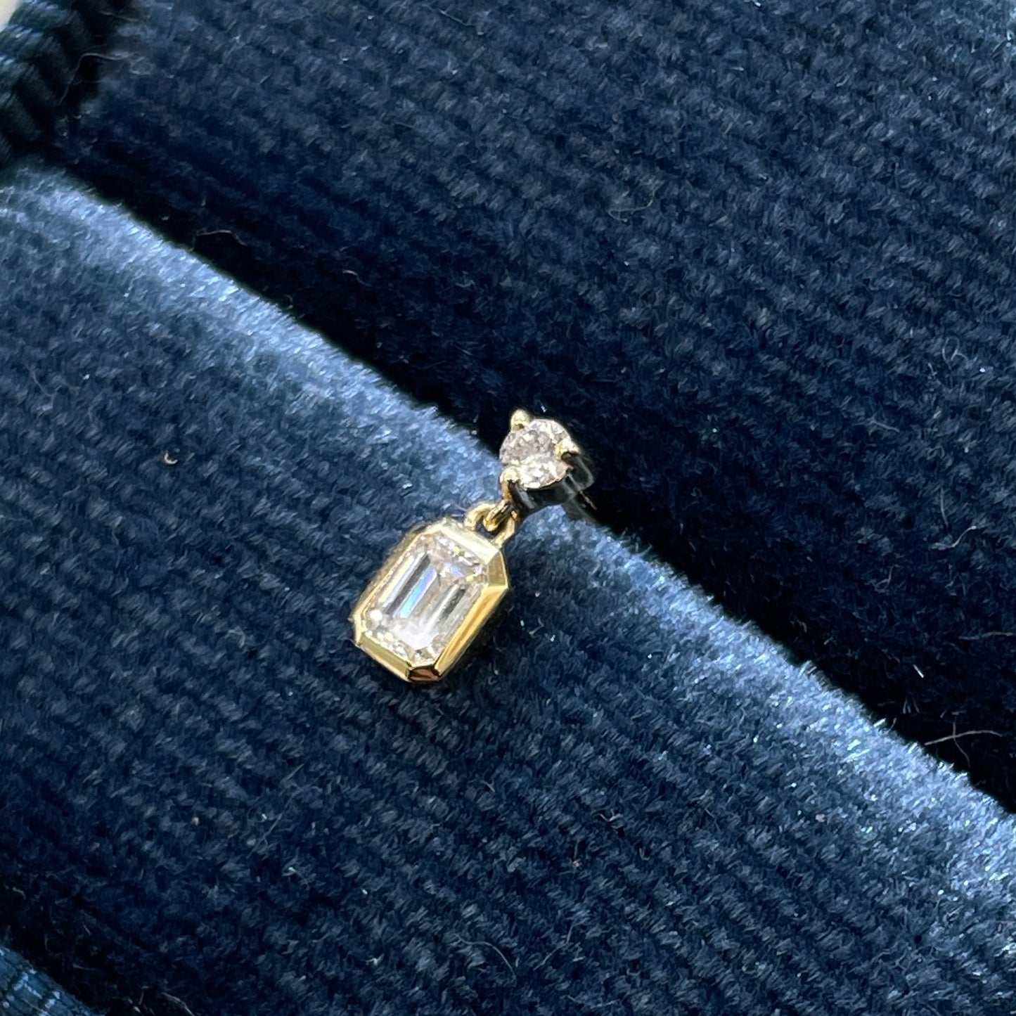 Lab diamond round swing emerald cut 0.18ct bezel stud earring-each