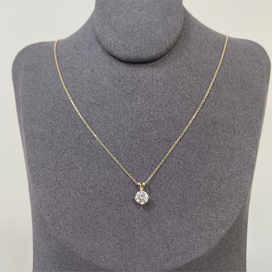 Lab diamond round 0.6ct four heart-prong compass pendant with necklace