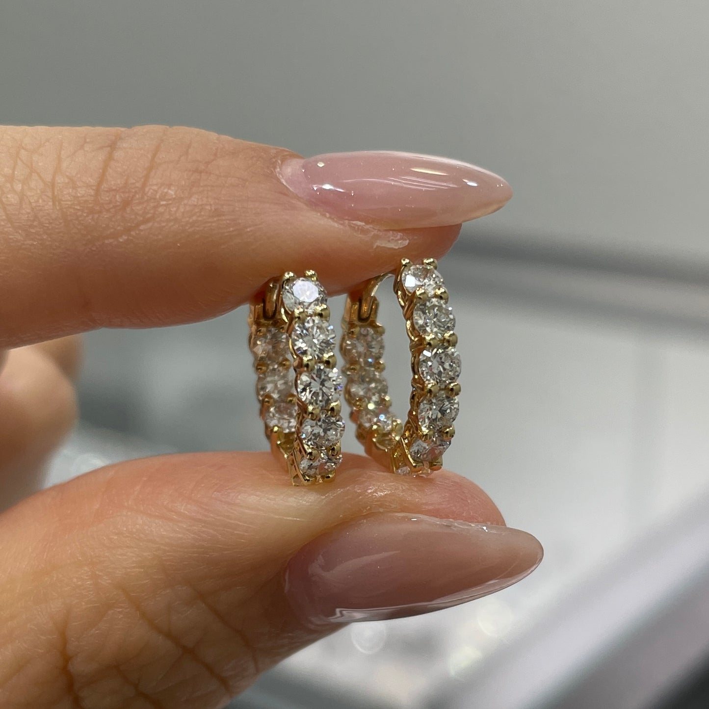 Lab diamond round 1.3ct double side diamond 10mm huggie hoop earrings -pair