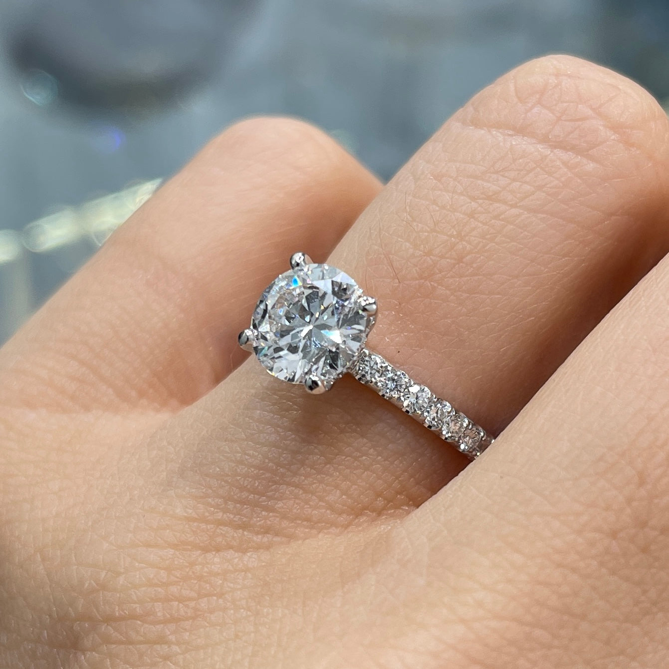 IGI lab diamond Round 1.5ct four-prong underhalo pave ring