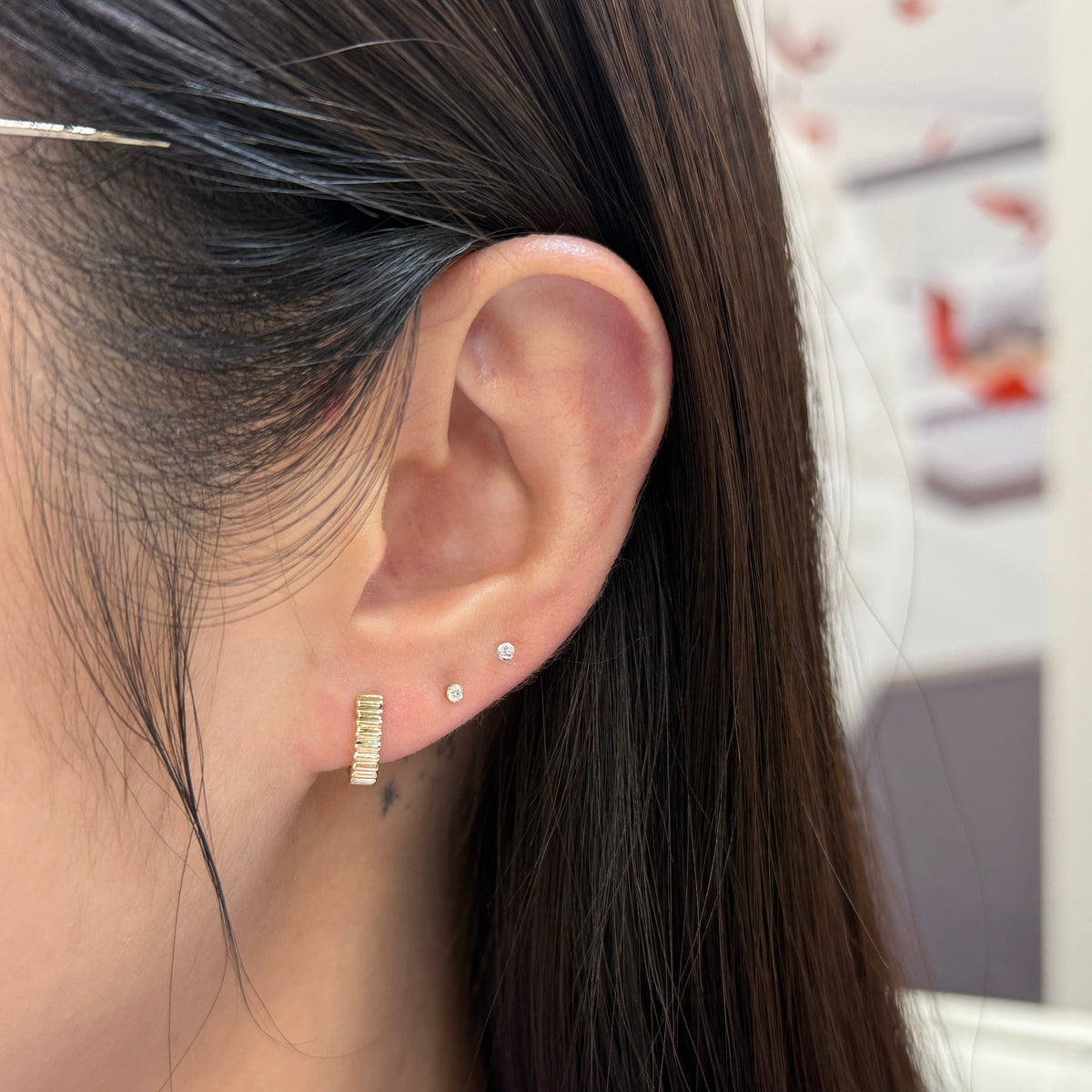 9k Lab diamond round 0.16ct milgrain dewdrop and vertical line half half 8mm hoop earring - each