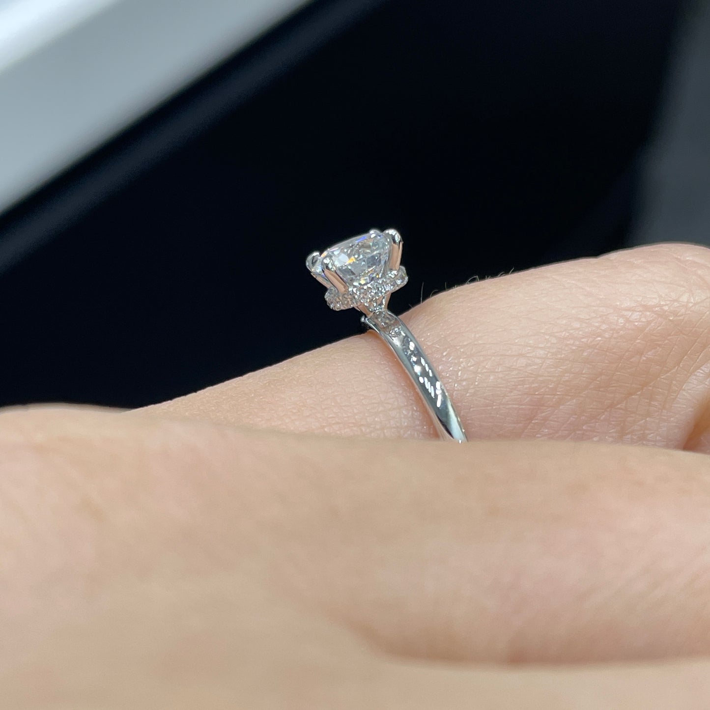 IGI diamond Round 0.8ct four-prong underhalo ring