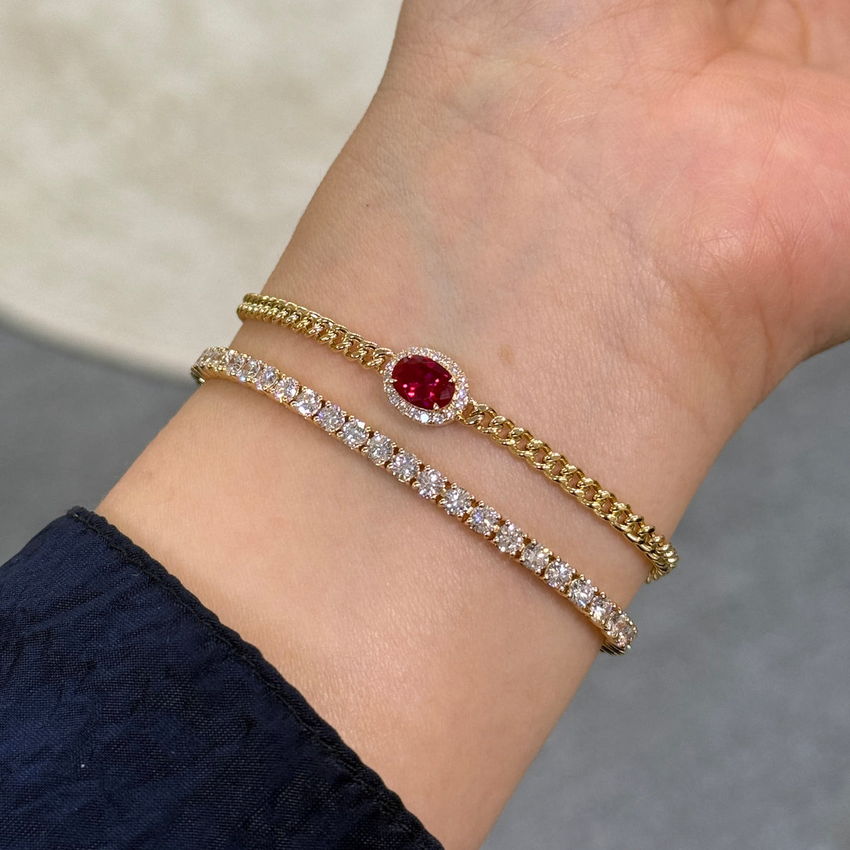 Lab pinkish ruby oval shape 0.8ct halo 3.1mm Cuban necklace