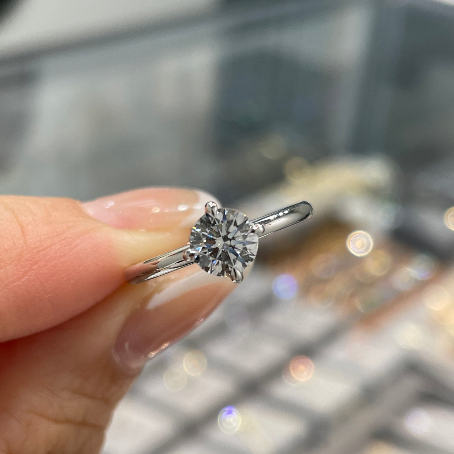 IGI Lab diamond round 0.7ct compass underhalo ring